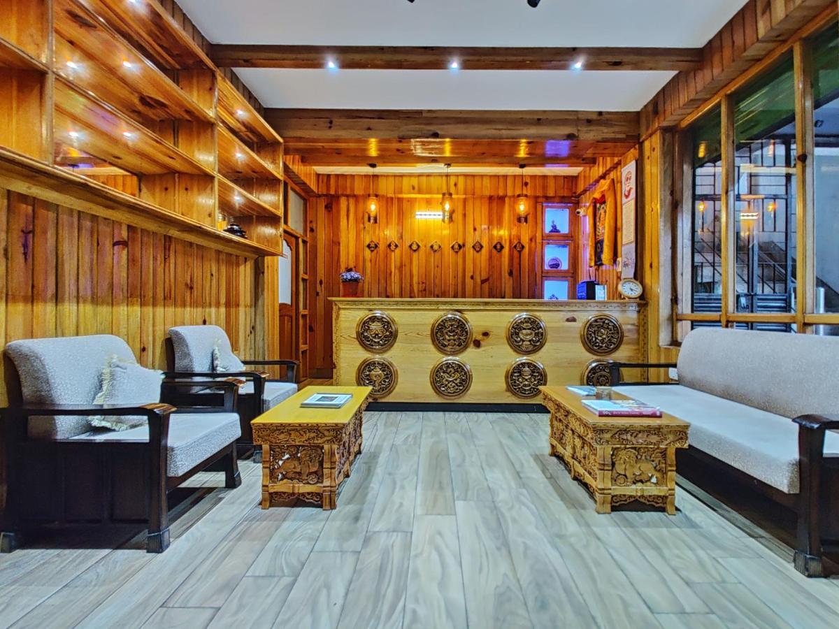 Hotel Vajra تاوانج المظهر الخارجي الصورة