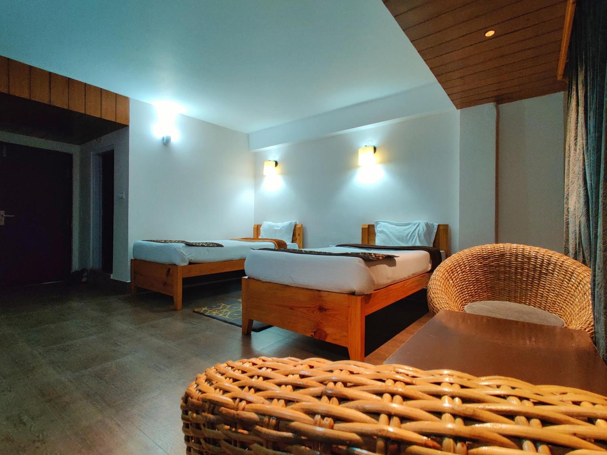 Hotel Vajra تاوانج المظهر الخارجي الصورة