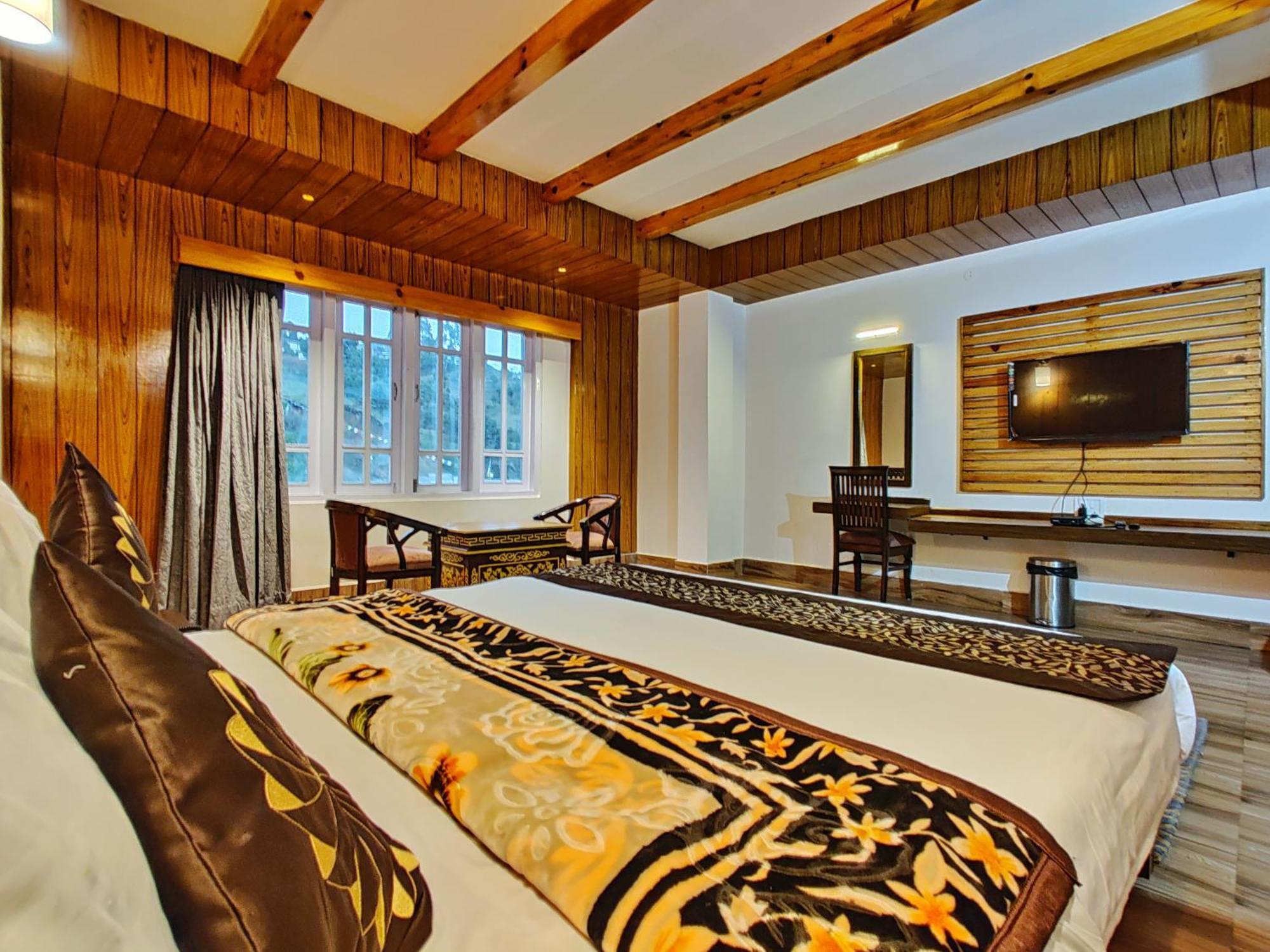 Hotel Vajra تاوانج المظهر الخارجي الصورة