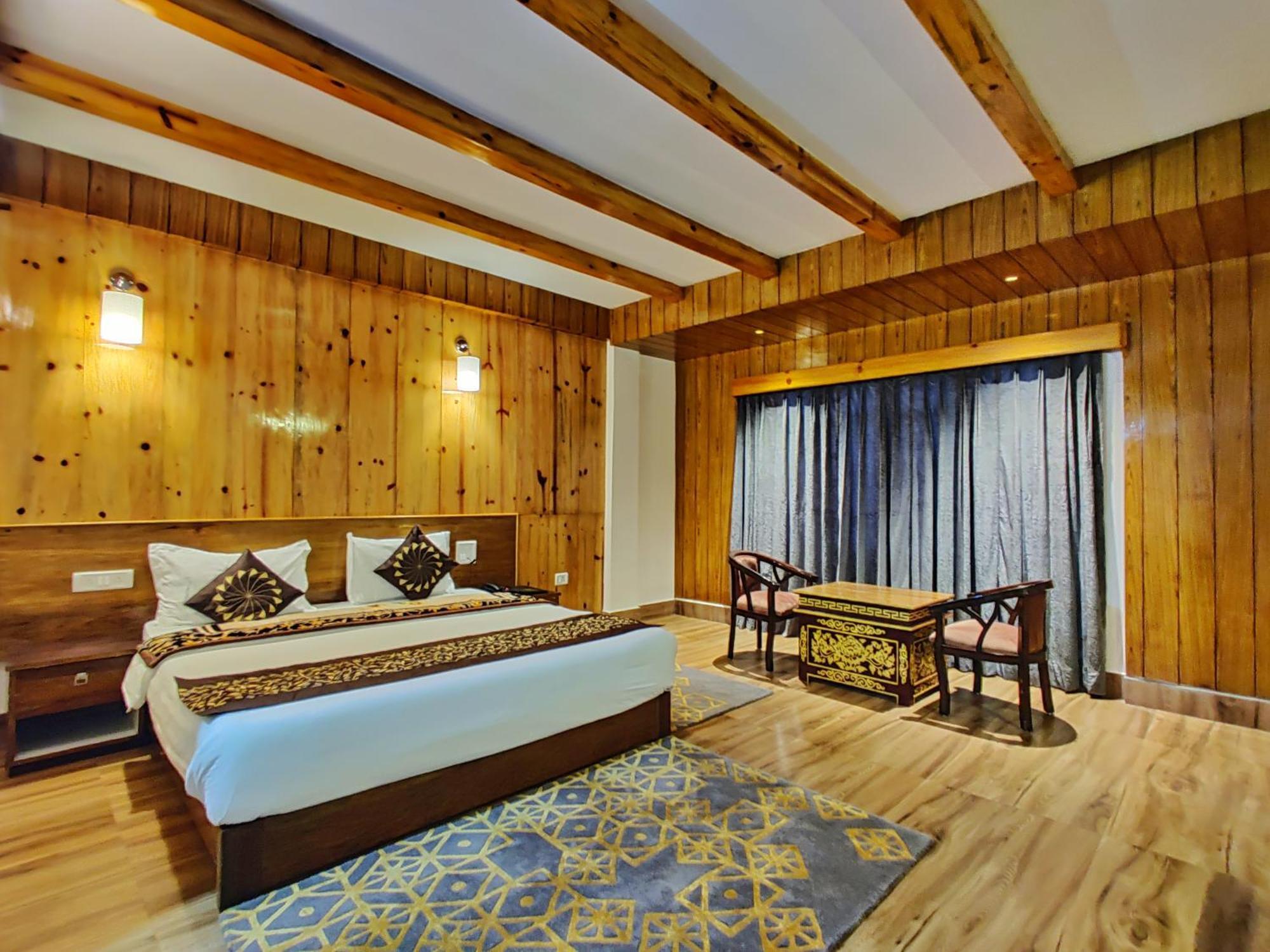 Hotel Vajra تاوانج المظهر الخارجي الصورة