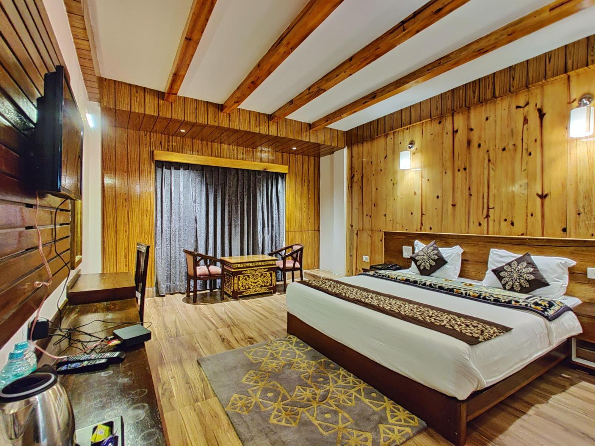 Hotel Vajra تاوانج المظهر الخارجي الصورة