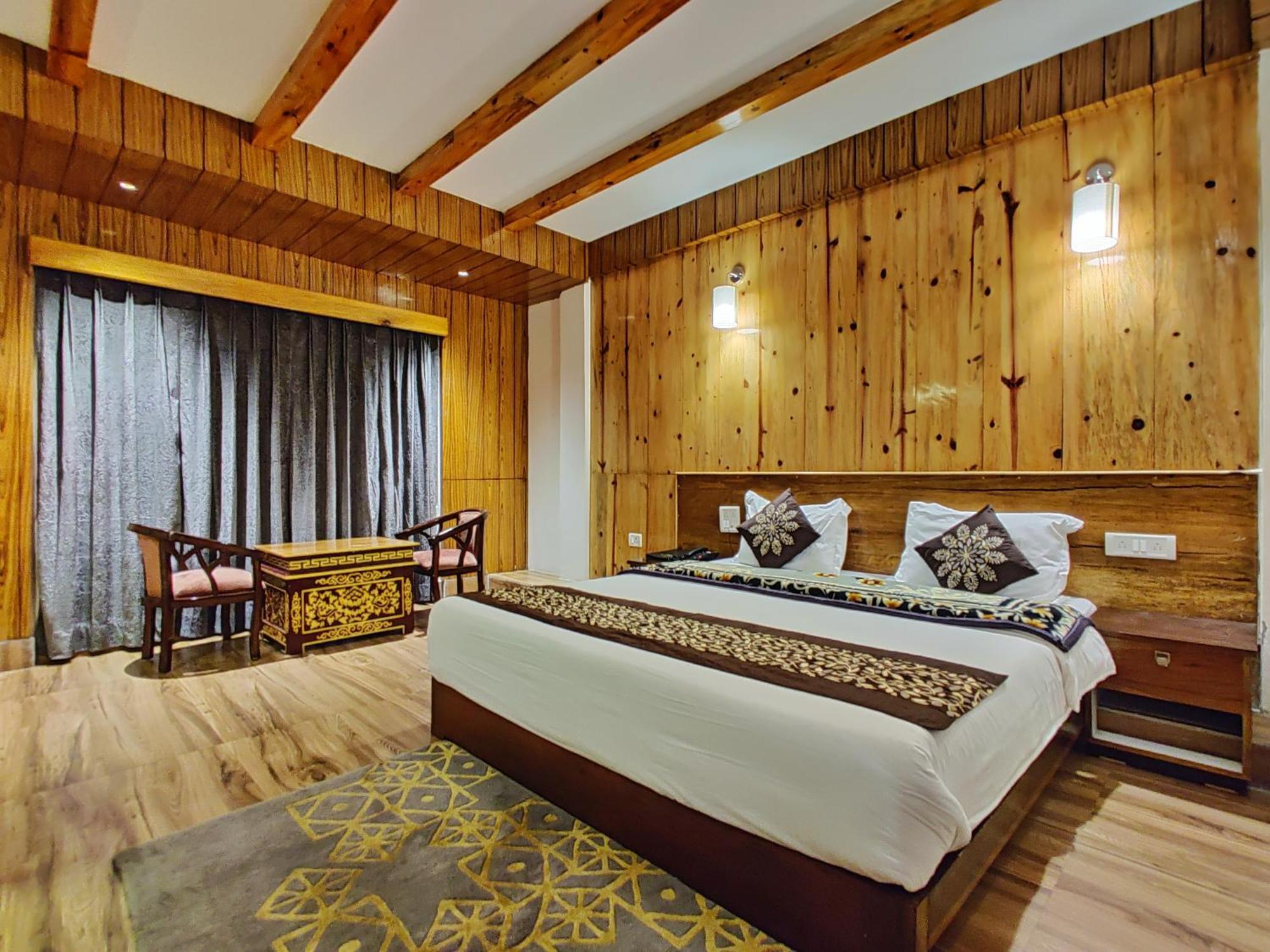 Hotel Vajra تاوانج المظهر الخارجي الصورة
